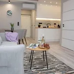 Marina Luxury Aparment