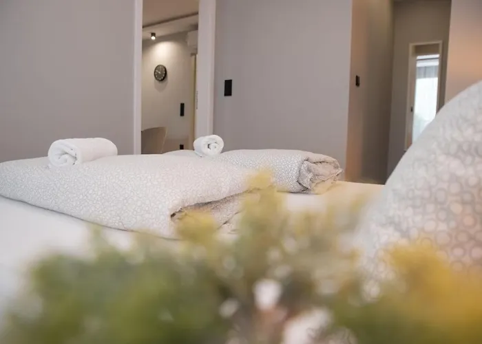 דירה Marina Luxury Aparment